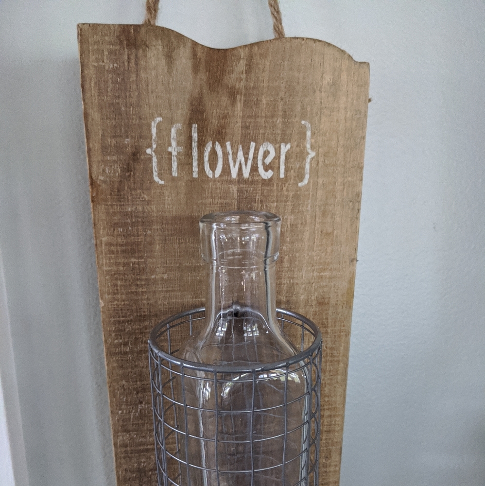 Country flower vase